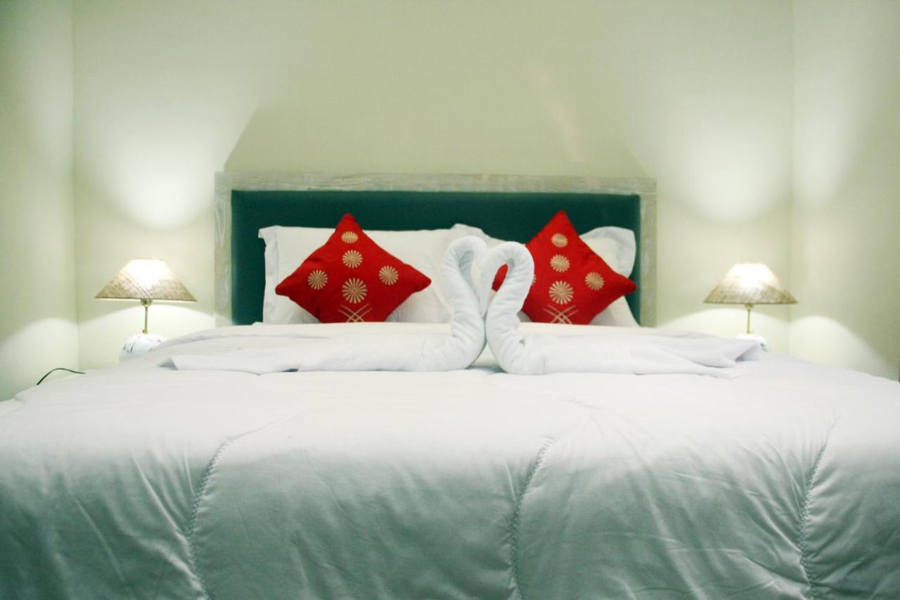 Ala Hostel Семиняк Екстериор снимка