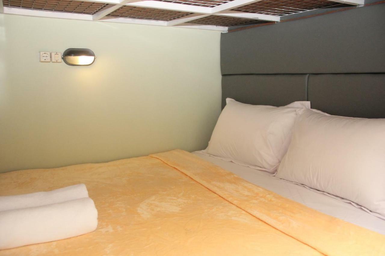 Ala Hostel Семиняк Екстериор снимка