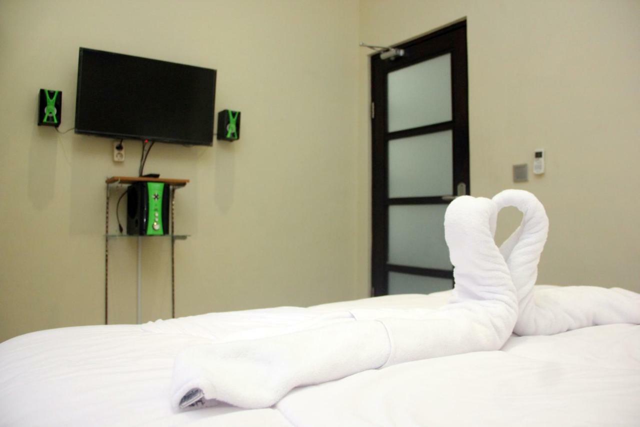 Ala Hostel Семиняк Екстериор снимка